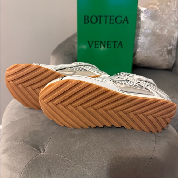 Bottega Sneakers!
(Run Big)
Only Selling because they are too big 4 me - Picture 4 of 4